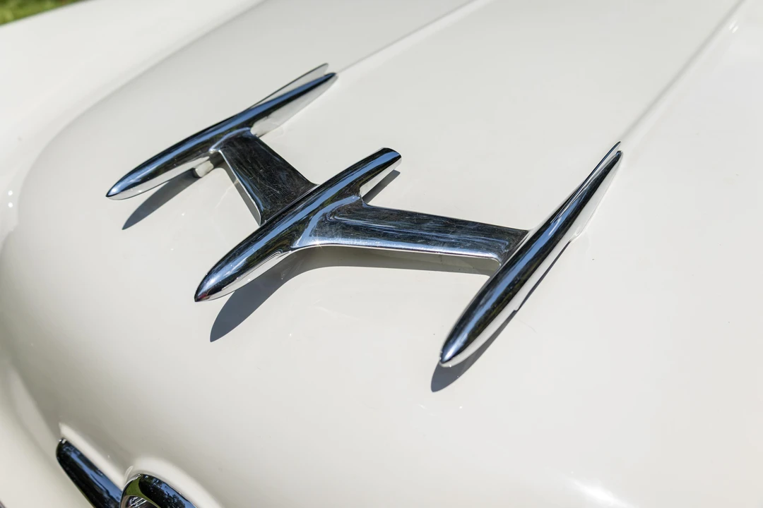 1955 Oldsmobile 98 - Image 25 of 31
