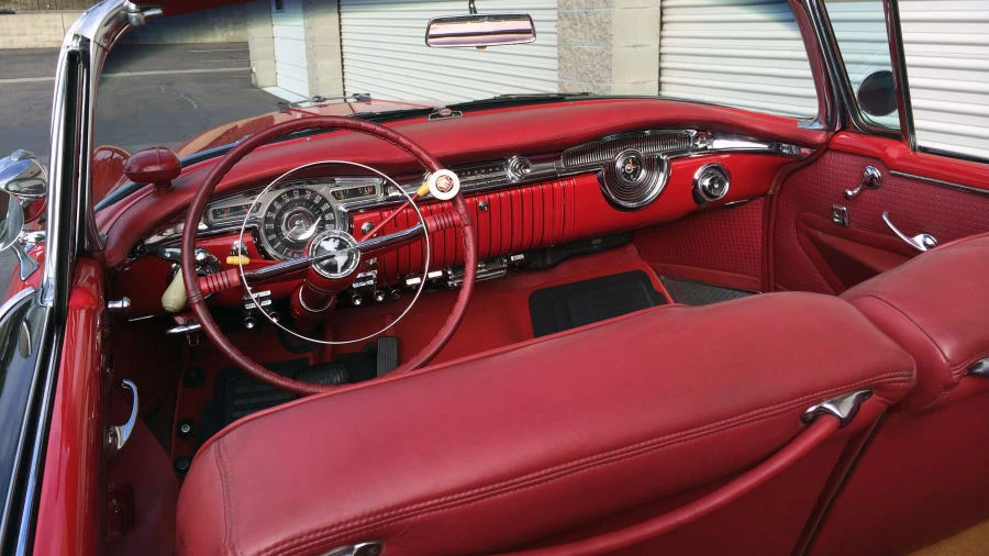 1955 Oldsmobile Starfire - Image 4 of 8