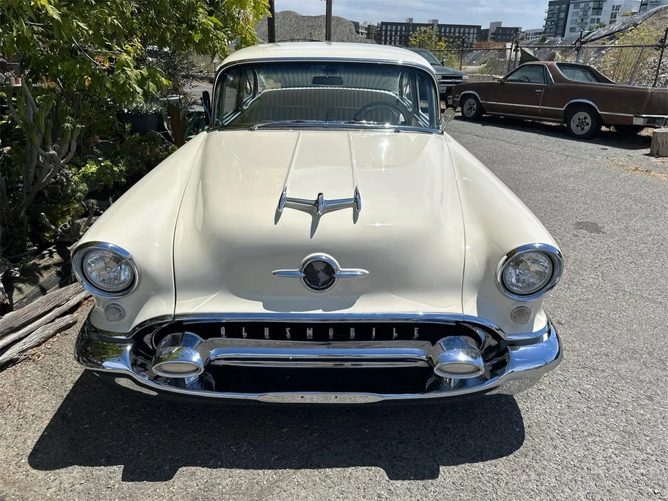 1955 Oldsmobile 88 - Image 22 of 31