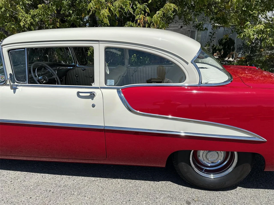 1955 Oldsmobile 88 - Image 26 of 31