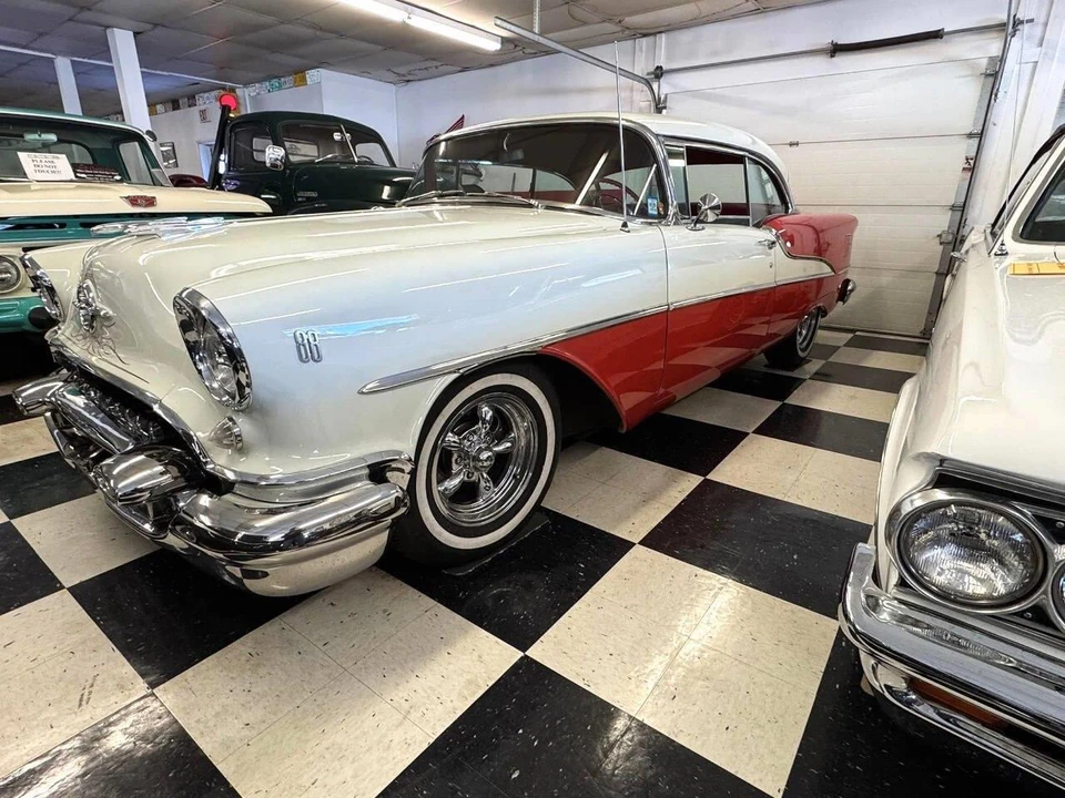 1955 Oldsmobile 88 - Image 4 of 31