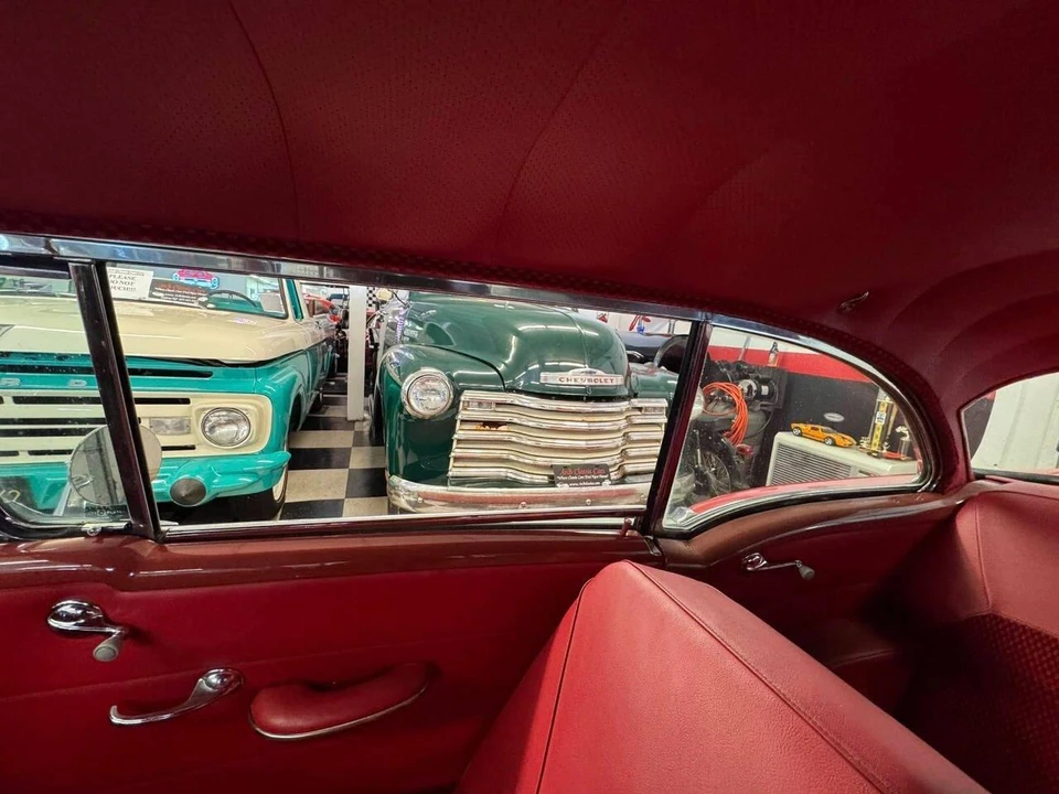 1955 Oldsmobile 88 - Image 17 of 31