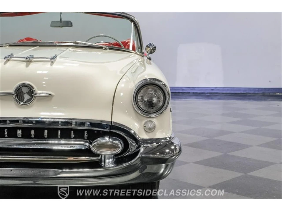 1955 Oldsmobile 88 - Image 20 of 31