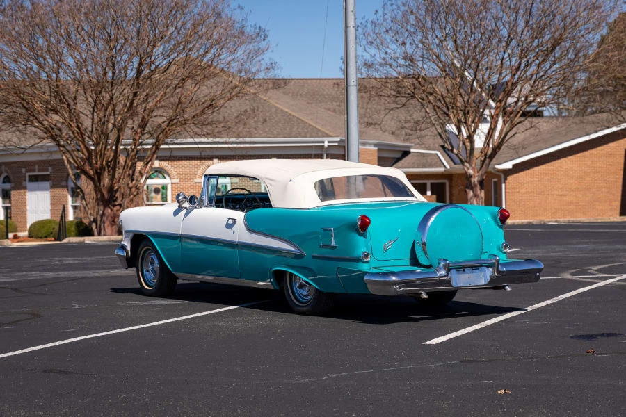 1955 Oldsmobile 88 - Image 23 of 31