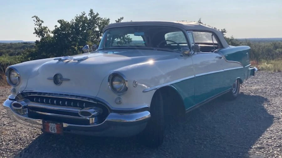 1955 Oldsmobile 88 - Image 4 of 28