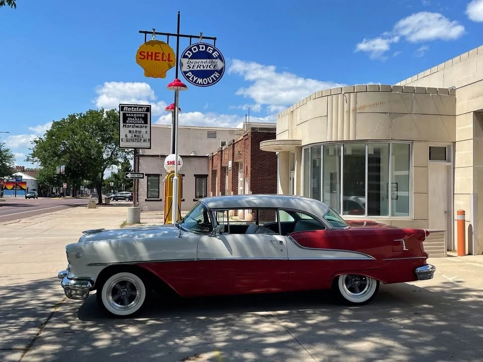 1955 Oldsmobile 88 - Image 4 of 17