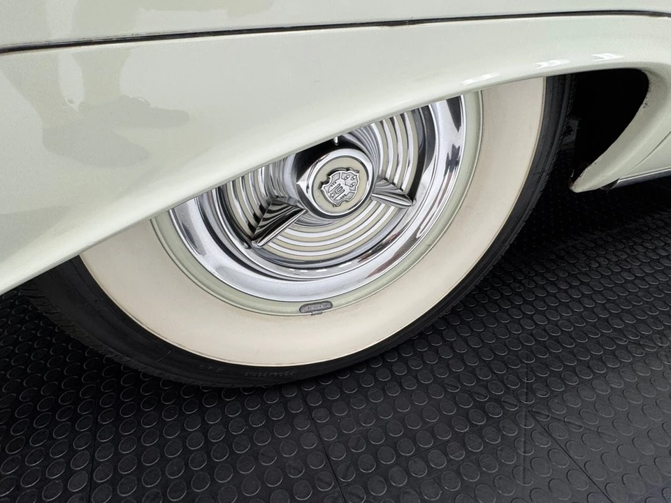 1955 Oldsmobile 88 - Image 24 of 31