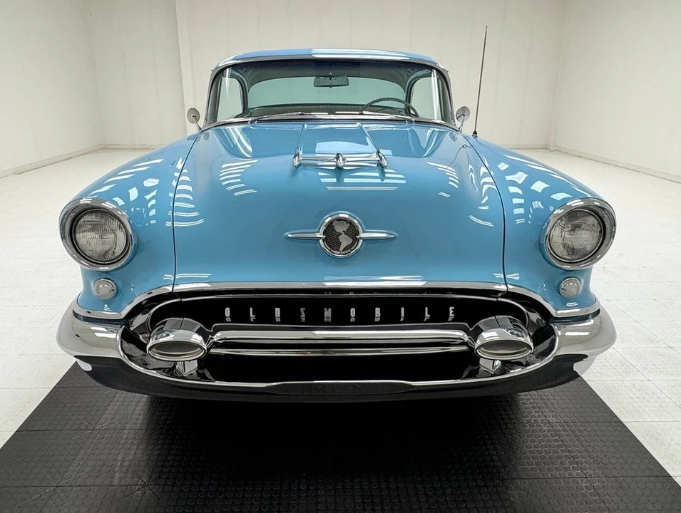 1955 Oldsmobile 88 - Image 8 of 31