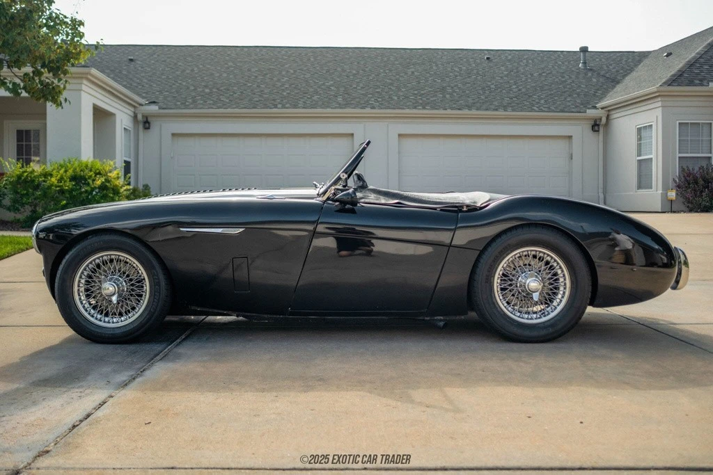 1955 Austin-Healey 100 - Image 3 of 12