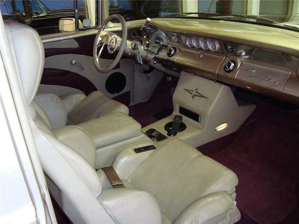 1955 Pontiac Chieftain - Image 4 of 5