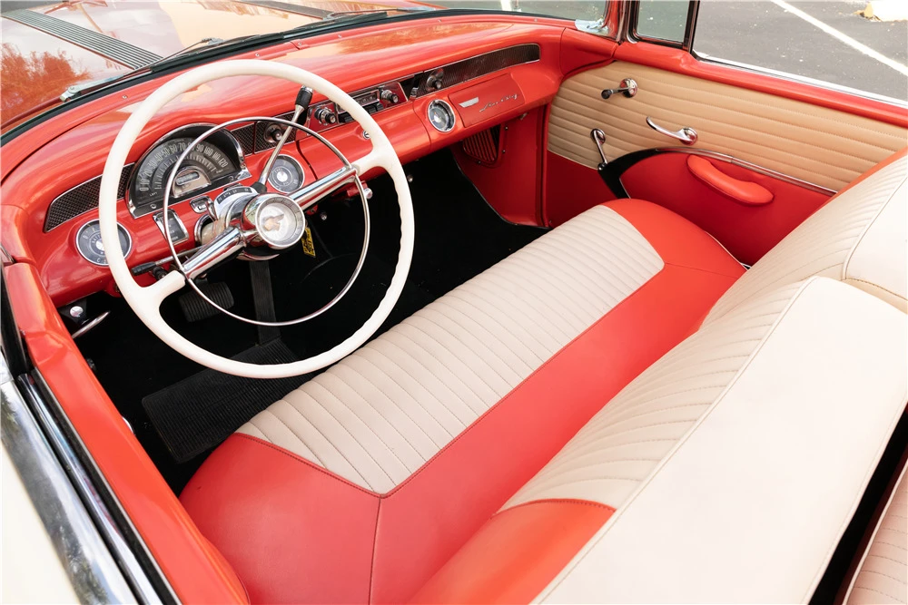1955 Pontiac Star Chief - Image 4 of 6
