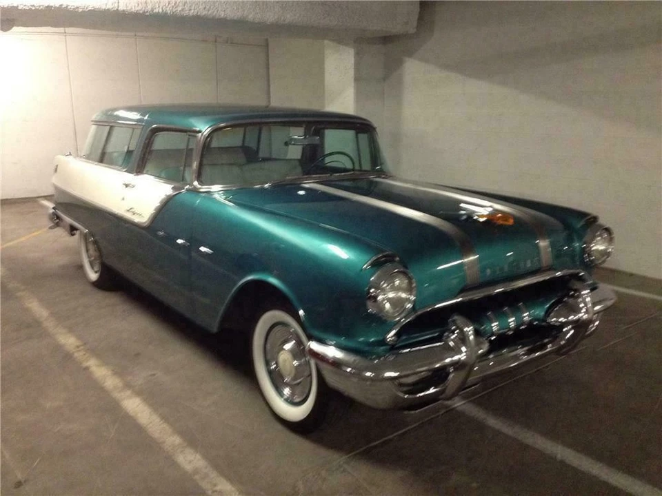 1955 Pontiac Star Chief - Image 2 of 4