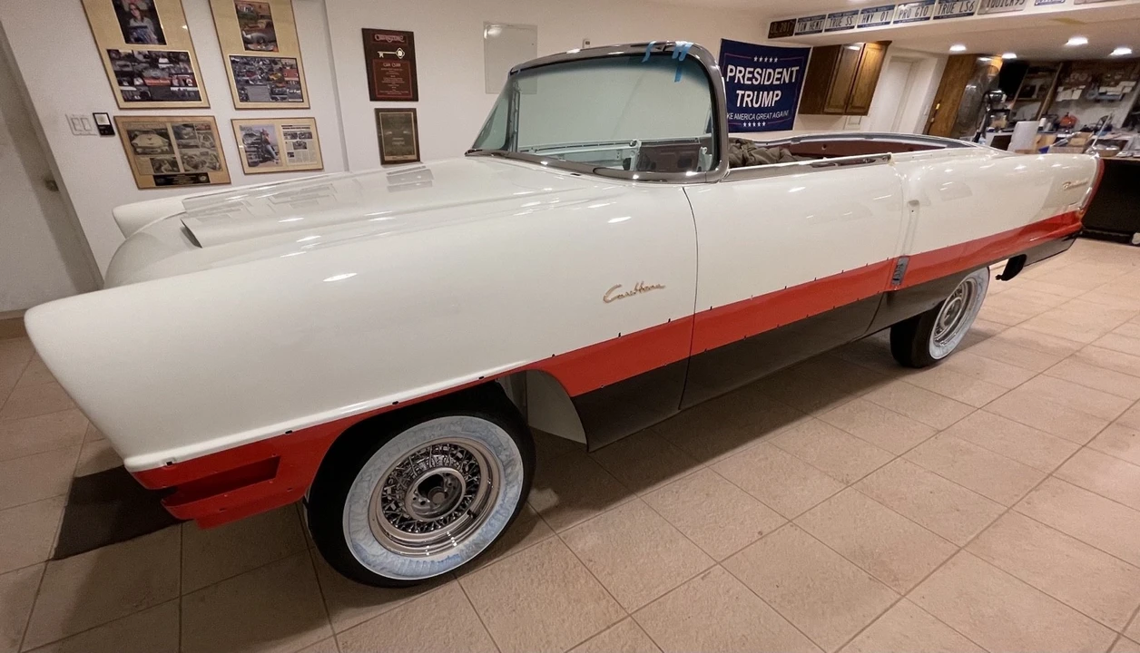 1955 Packard Caribbean - Image 4 of 21