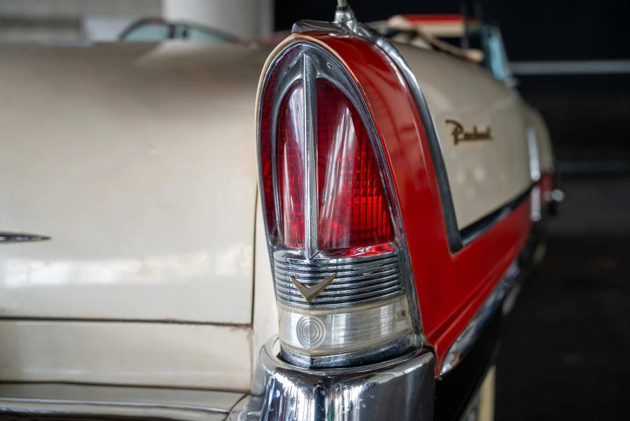 1955 Packard Caribbean - Image 17 of 31