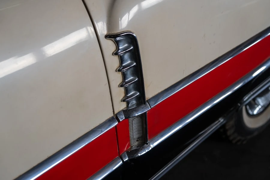 1955 Packard Caribbean - Image 11 of 31
