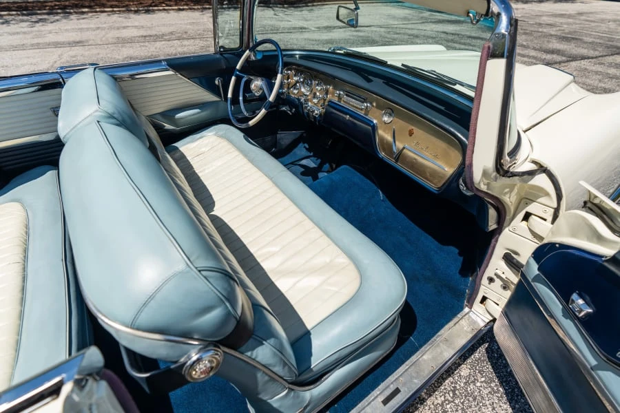 1955 Packard Caribbean - Image 22 of 31