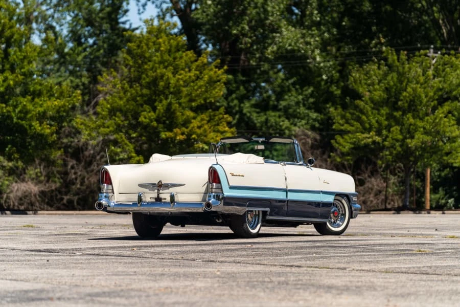 1955 Packard Caribbean - Image 18 of 31