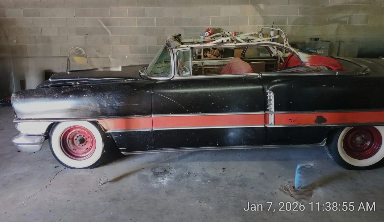 1955 Packard Caribbean - Image 4 of 21