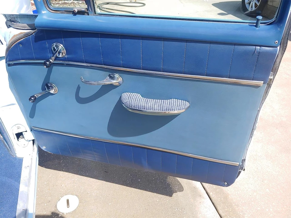 1955 Pontiac Chieftain - Image 6 of 9