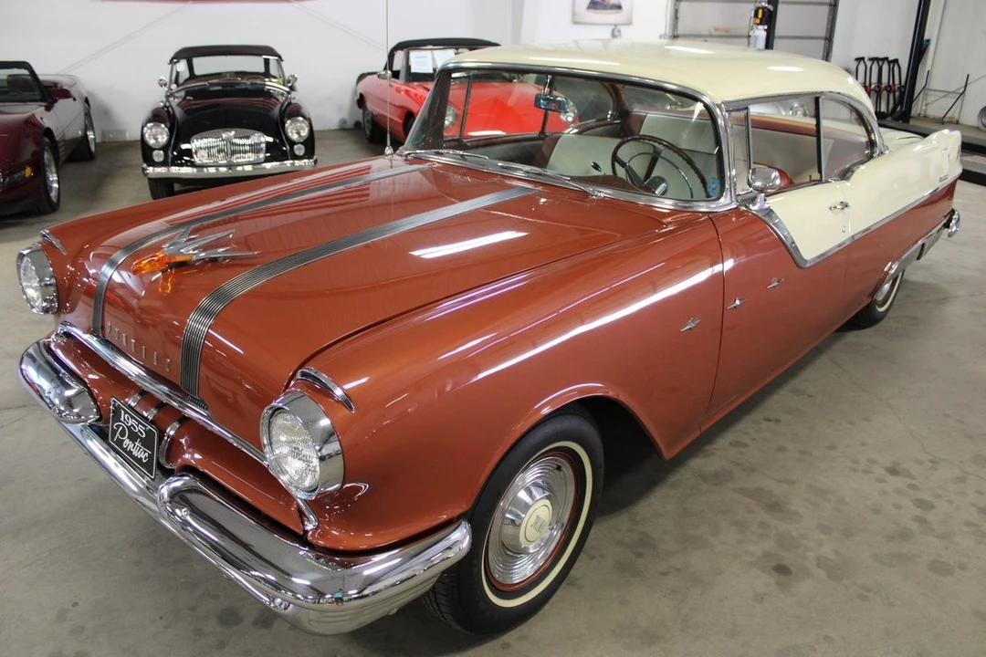 1955 Pontiac Chieftain - Image 9 of 31