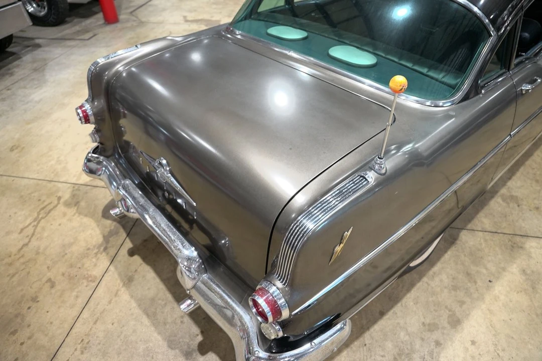 1955 Pontiac Chieftain - Image 20 of 21