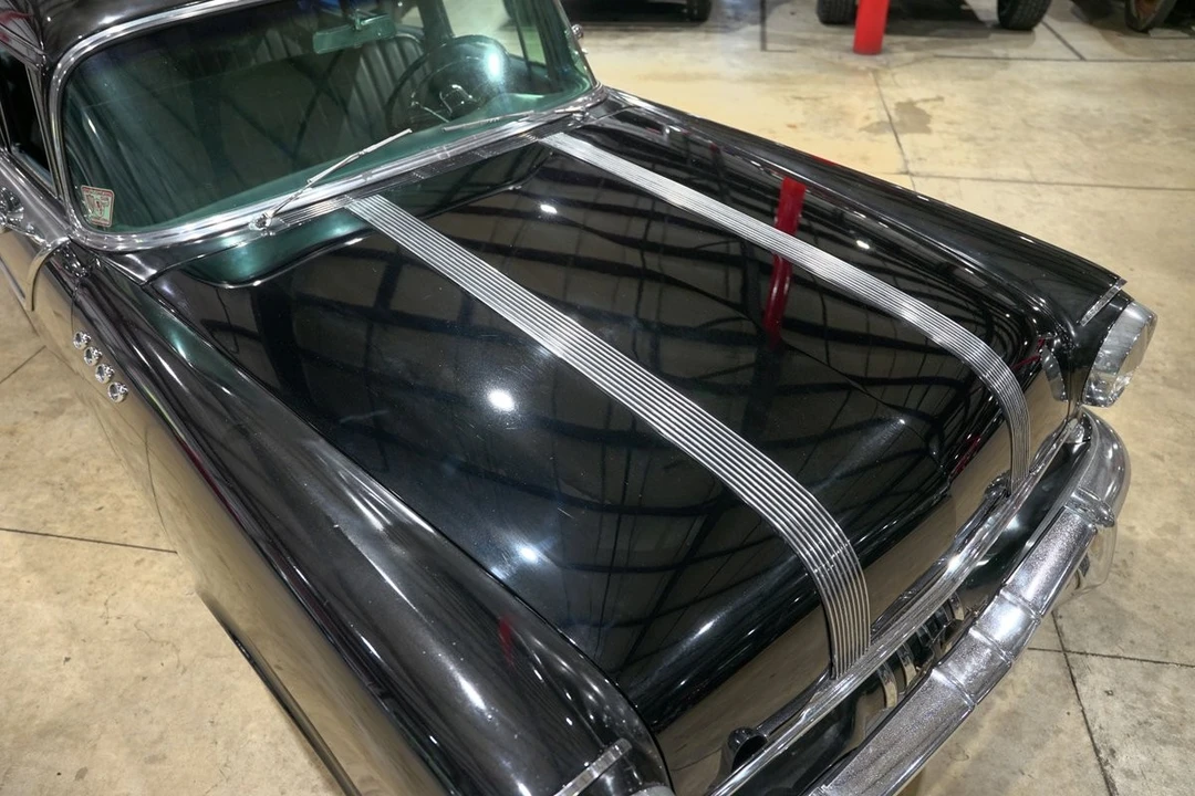 1955 Pontiac Chieftain - Image 18 of 21