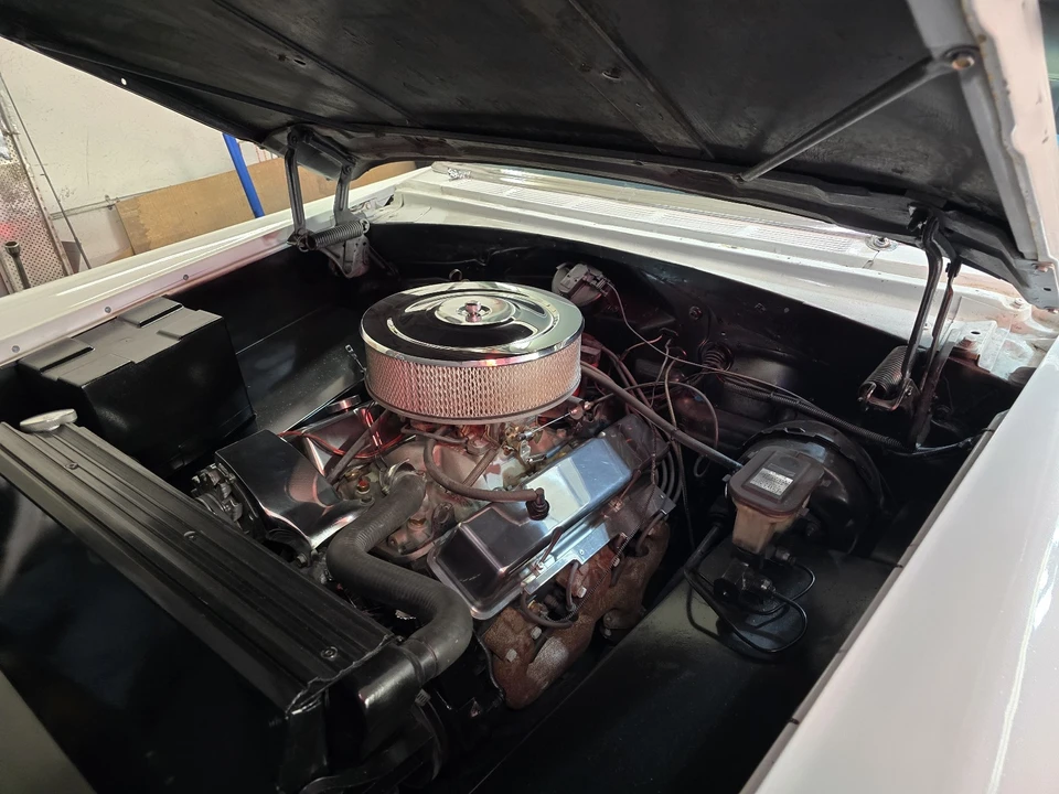 1955 Pontiac Chieftain - Image 9 of 12