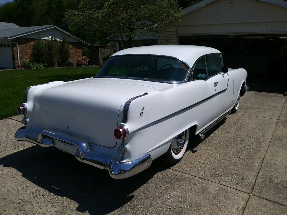 1955 Pontiac Chieftain - Image 2 of 12