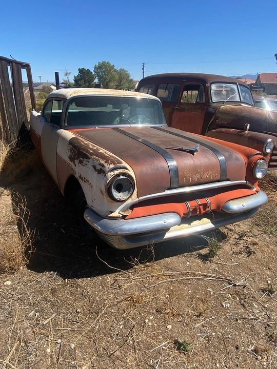 1955 Pontiac Chieftain - Image 3 of 21