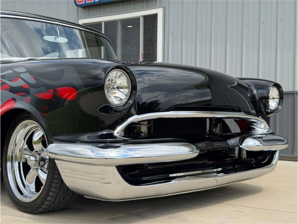 1955 Pontiac Chieftain - Image 15 of 31