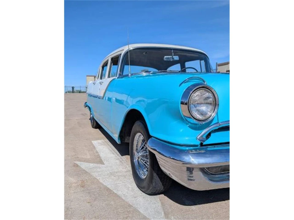 1955 Pontiac Chieftain - Image 11 of 17
