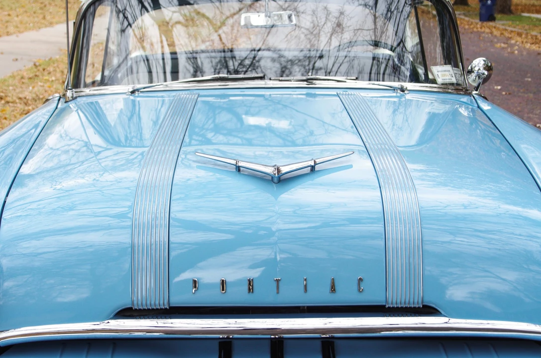 1955 Pontiac Chieftain - Image 25 of 31