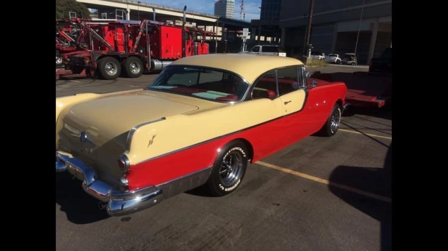 1955 Pontiac Chieftain - Image 3 of 4
