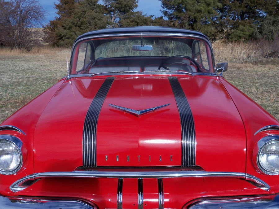 1955 Pontiac Chieftain - Image 9 of 10