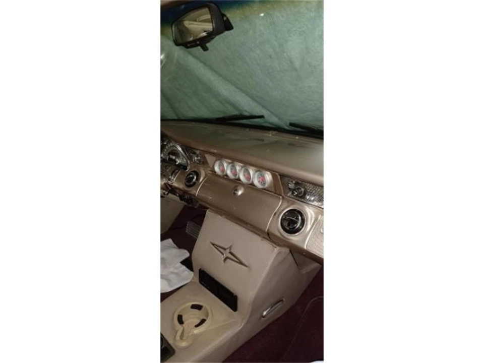 1955 Pontiac Chieftain - Image 9 of 20