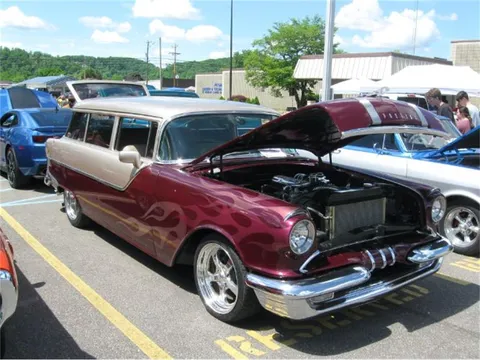1955 Pontiac Chieftain Wagon