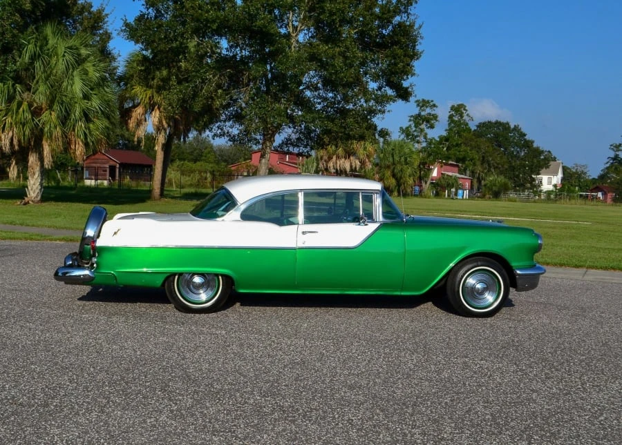 1955 Pontiac Chieftain - Image 12 of 14