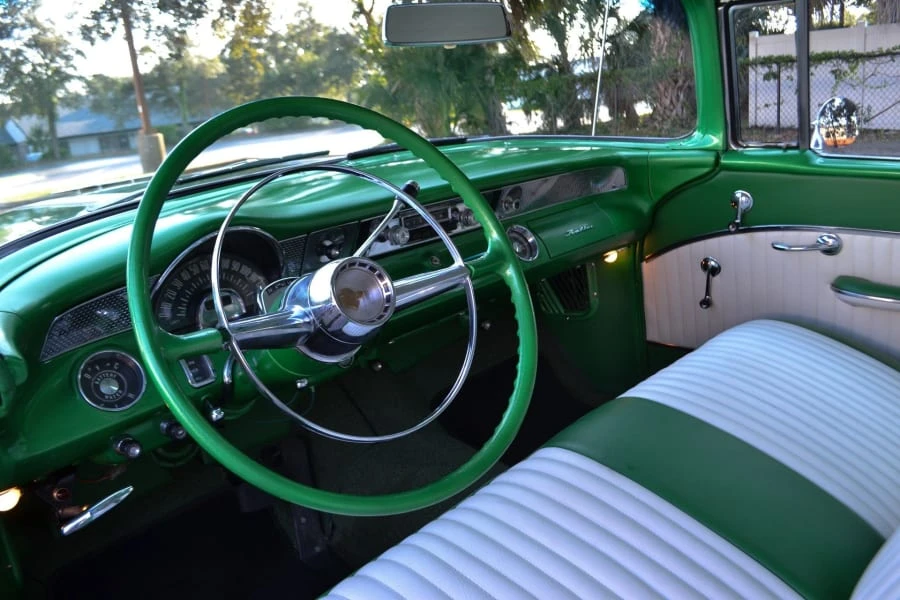 1955 Pontiac Chieftain - Image 4 of 14
