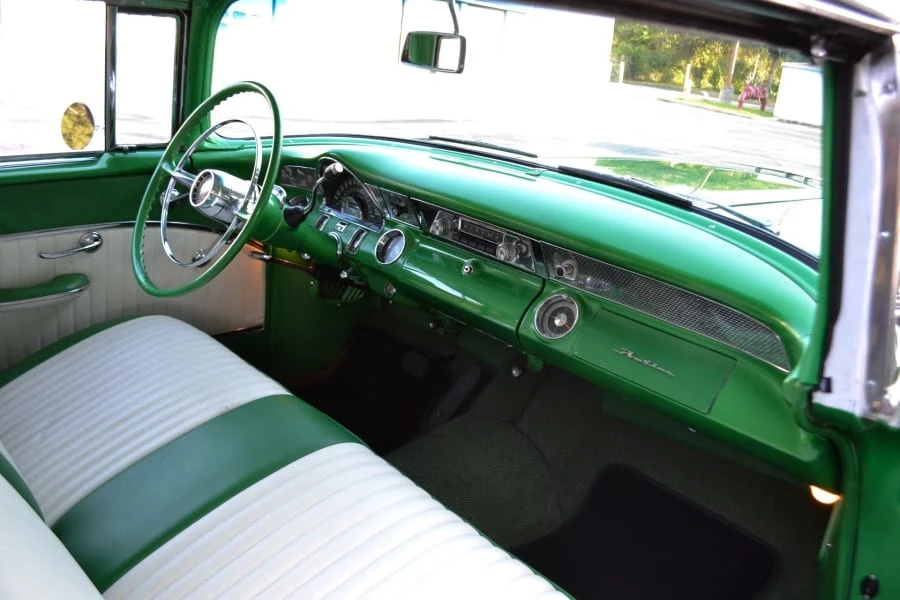 1955 Pontiac Chieftain - Image 8 of 14