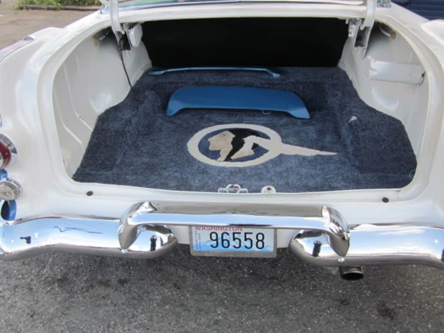 1955 Pontiac Chieftain - Image 8 of 9