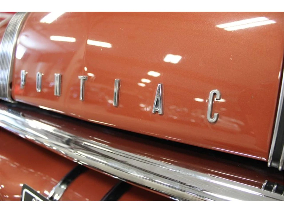 1955 Pontiac Chieftain - Image 16 of 31