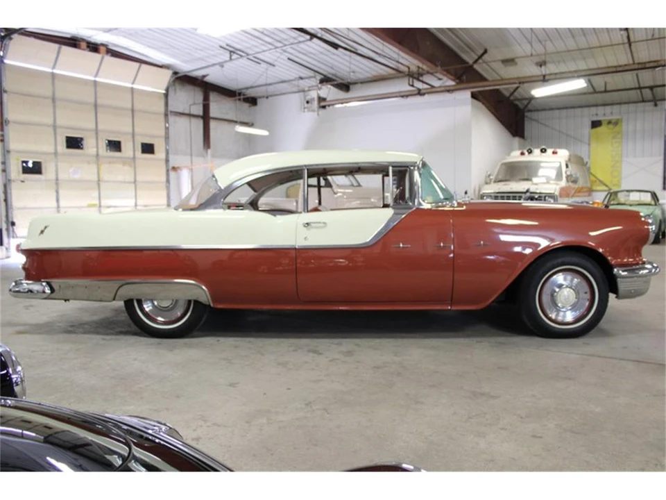 1955 Pontiac Chieftain - Image 7 of 31