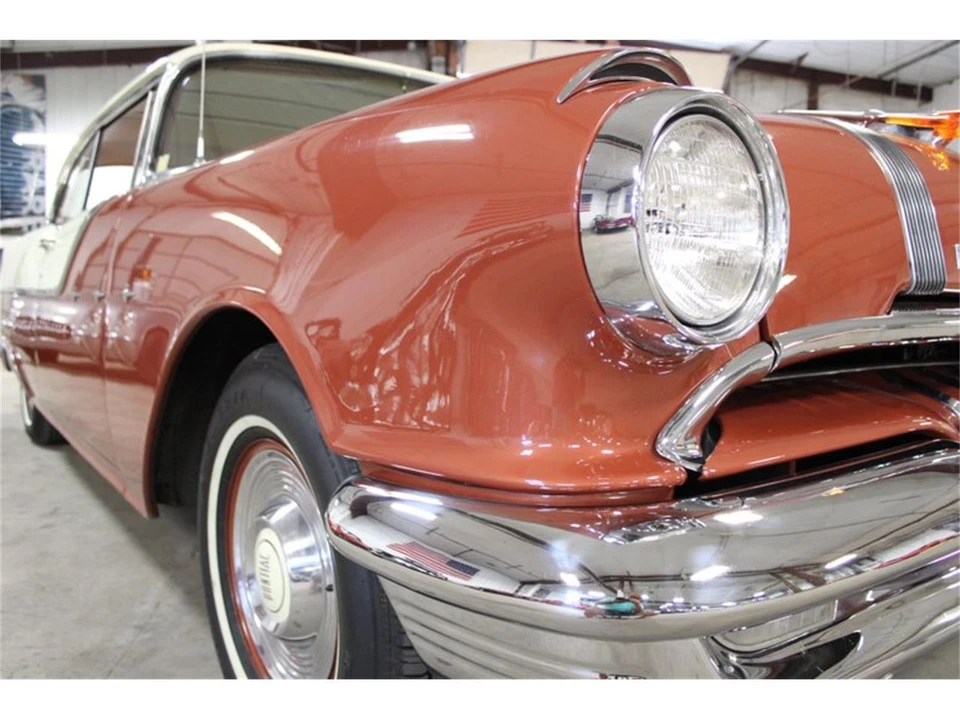 1955 Pontiac Chieftain - Image 13 of 31