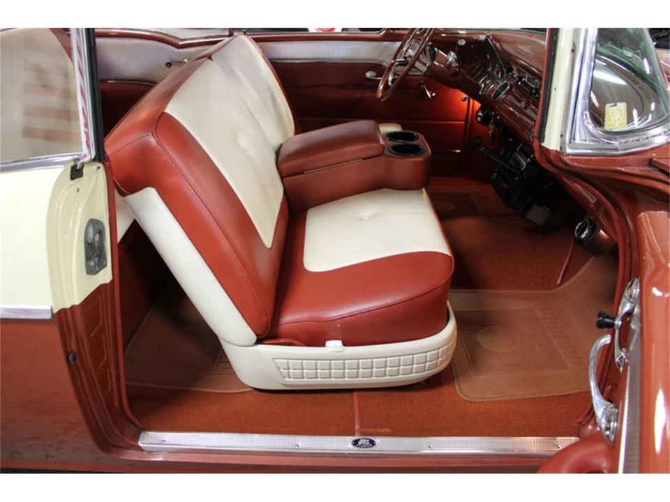 1955 Pontiac Chieftain - Image 26 of 31