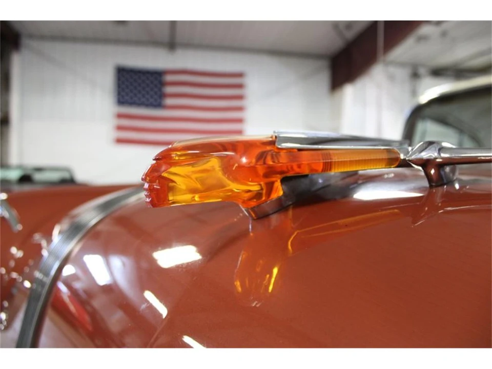 1955 Pontiac Chieftain - Image 15 of 31