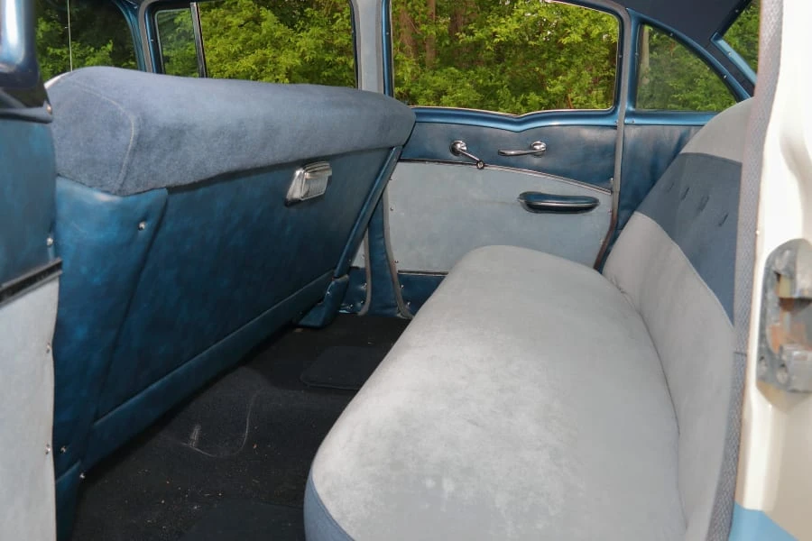 1955 Pontiac Chieftain - Image 25 of 31