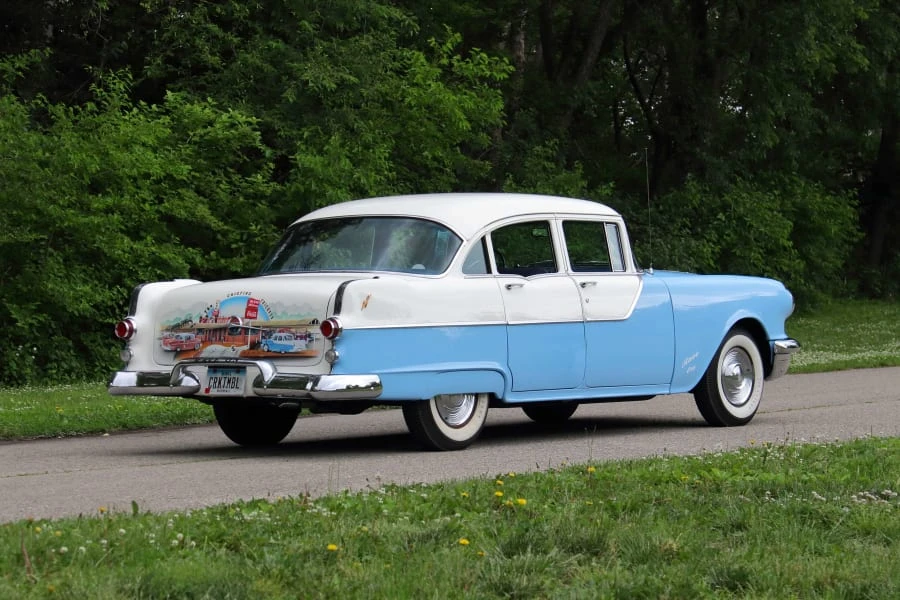 1955 Pontiac Chieftain - Image 3 of 31