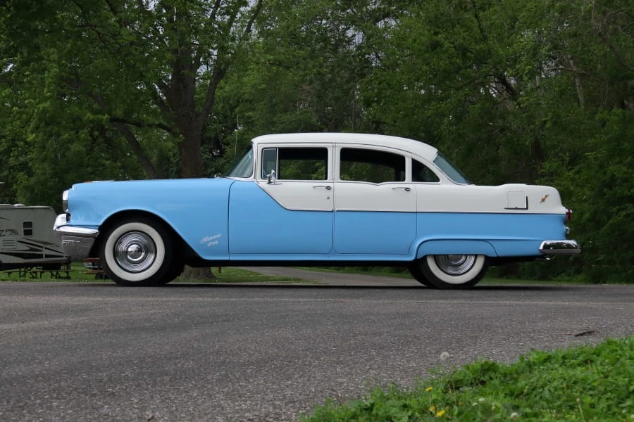 1955 Pontiac Chieftain - Image 15 of 31
