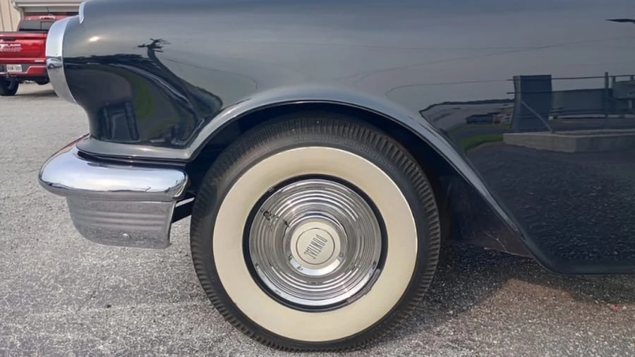 1955 Pontiac Chieftain - Image 6 of 12