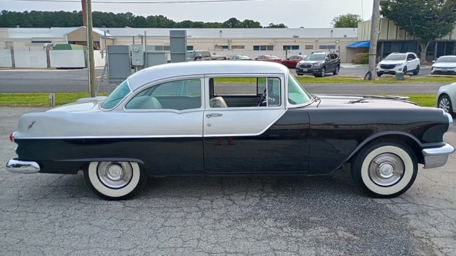 1955 Pontiac Chieftain - Image 2 of 12